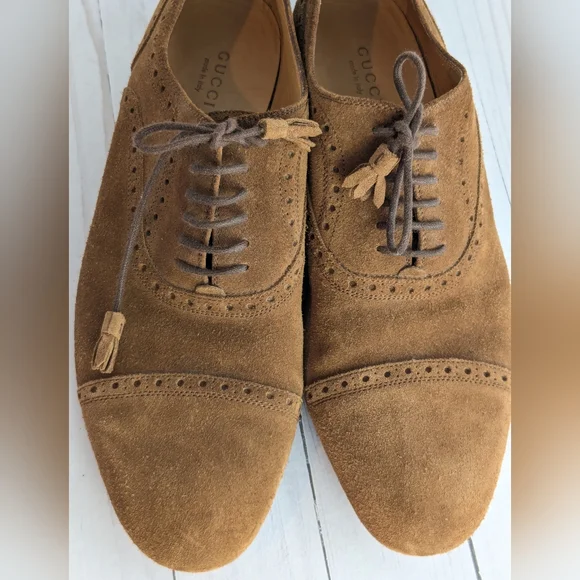Gucci • Suede Oxford Flats Shoes - Picture 4 of 12